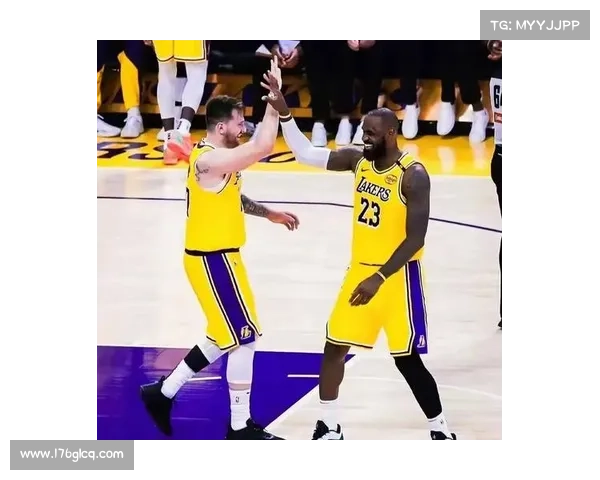 NBA季后赛对阵揭晓 首轮上演多场恩怨对决 NBA季后赛对阵揭晓 首轮上演多场恩怨对决